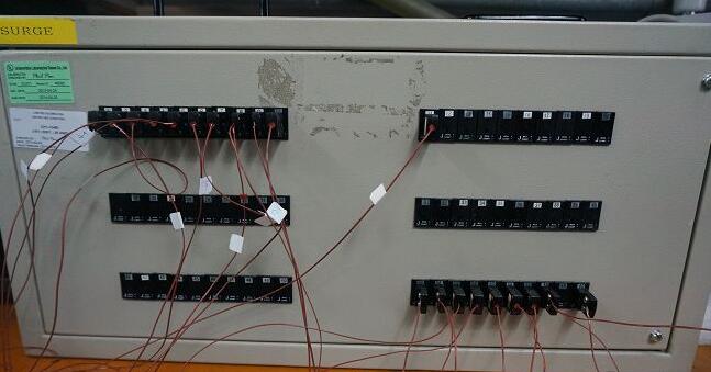 感温线会毗连到统一的控制盒以取得相关温度数据。。。。。